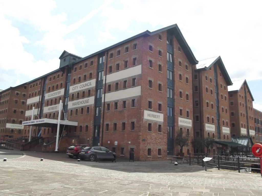 Herbert Warehouse, Kimberley Warehouse & Phillpotts Warehouse - Gloucester Docks - Gloucester City Council